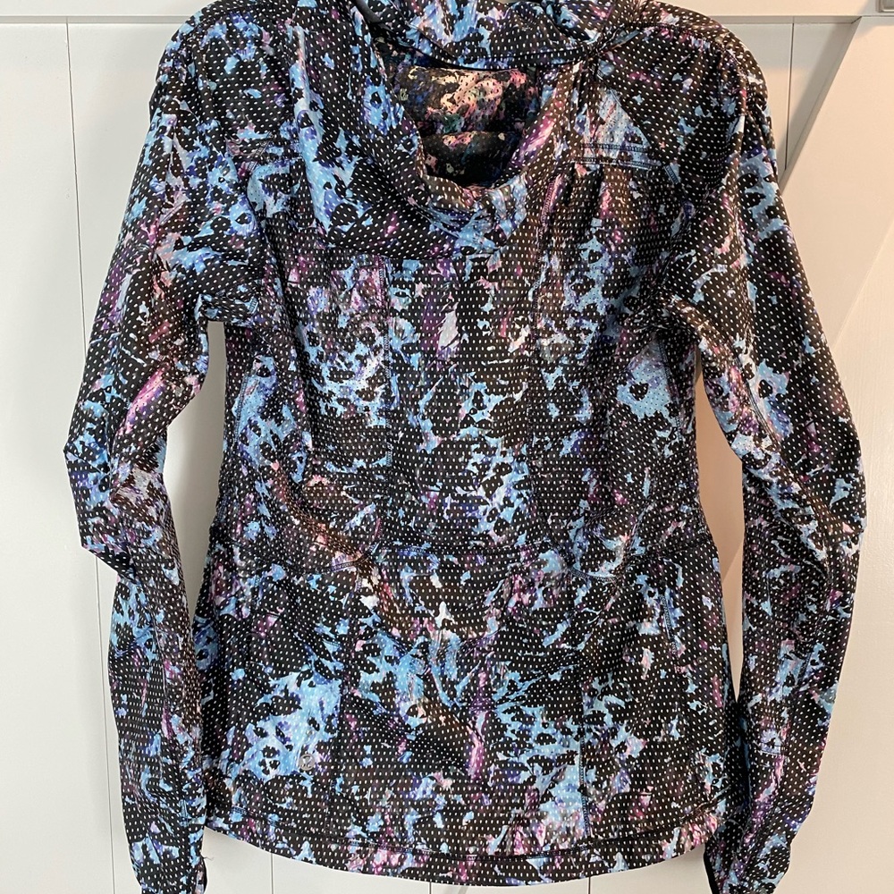 Lululemon Packable Light Weight Running Jacket - image 2